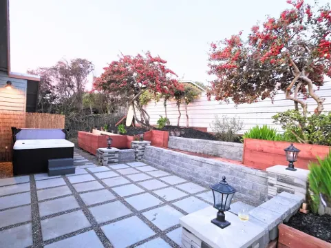 Harbor View/Hot Tub/Fire Pit/Mins to Beaches & Restaurants/Family & Pet Friendly