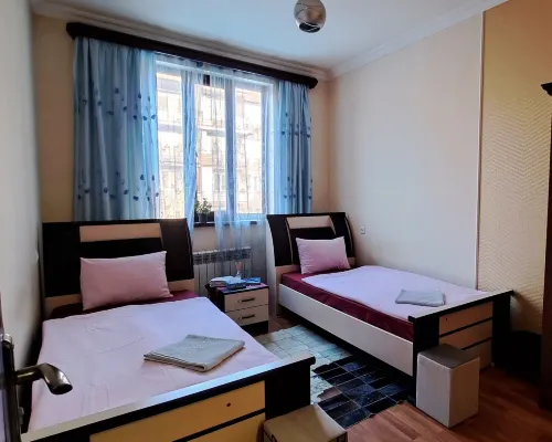 アーム ホステル エレバンのホテル