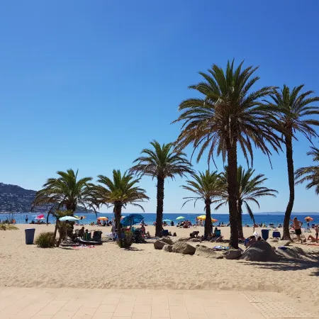 1 Bedroom Apartment Near Nova Beach