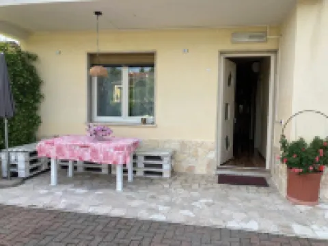 House with private pool x families and companies