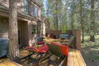 Diamond Peak 2 - Country Houses