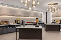 Tru by Hilton Fort Worth Lake Worth - sarapan