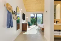 Blackhaus Suites by AvantStay