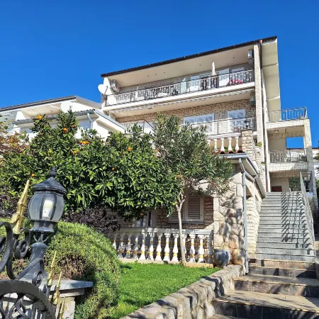 Apartments Kozul
