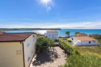 Apartments Milena