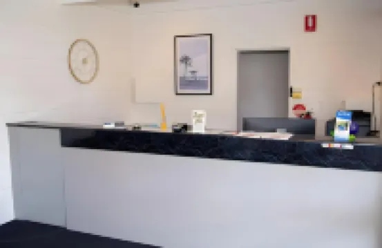 湖區入口海景汽車旅館