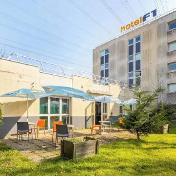 hotelF1 Igny Massy TGV