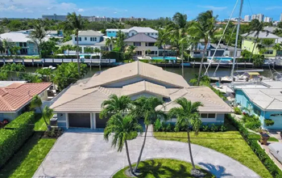 濱水綠洲 帶加熱泳池、遊戲室和健身房