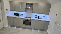Cozy Guest Room in Leicester with Shared Facilities