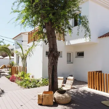 Arena Wave Hostel