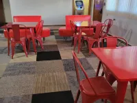 Amaris Inn Hotels in Redfield