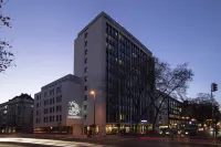 Me and All Hotel Dusseldorf, by Hyatt - バー