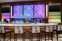 DoubleTree Suites by Hilton Phoenix - Barer
