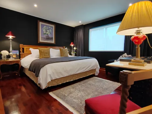 Ana Frank Boutique Hotel
