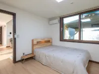 Yeoncheon Double Stay Ttottomeong Dog Pension 漣川郡のホテル