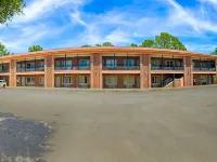 Sunrise Inn by OYO Albany Hotels in Dougherty County