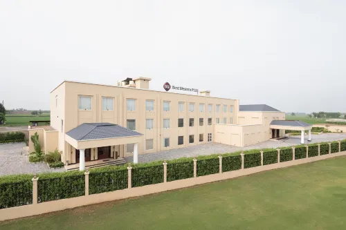 Best Western Plus Phagwara - bar