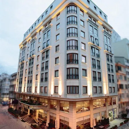 Arts Hotel Taksim