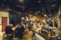 Len Kyoto Kawaramachi - Quầy Bar