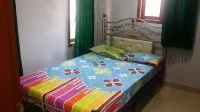 Hotel O Guest House Bu Iin Syariah - Wifi
