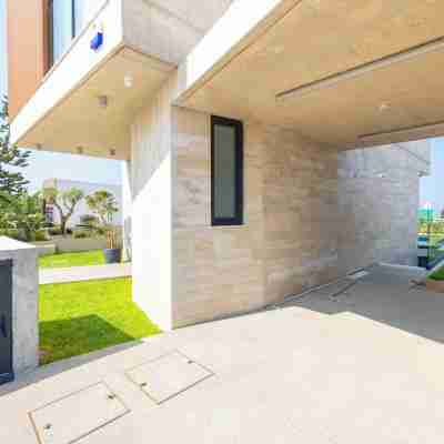 MITO Seaview by Serbellas Others