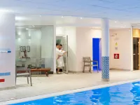 Novotel Milton Keynes - С бассейном
