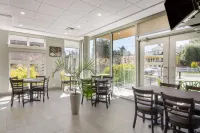 Quality Inn - breakfast