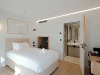 City Pop 2Night Paris - Self check-in Hotels in Vanves