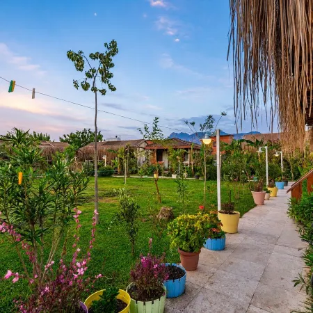 Izgen Bungalows