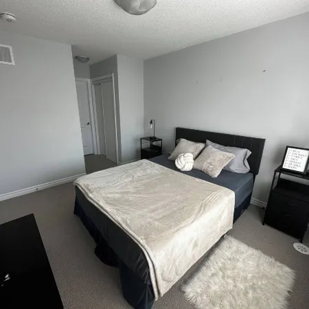 Cozy Whitby Retreat - 2 Bedroom Private House