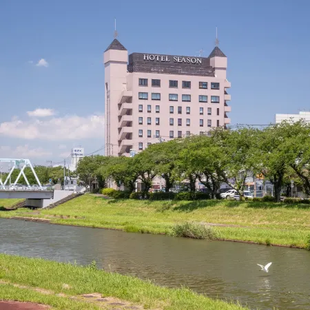Mito Hotel Season