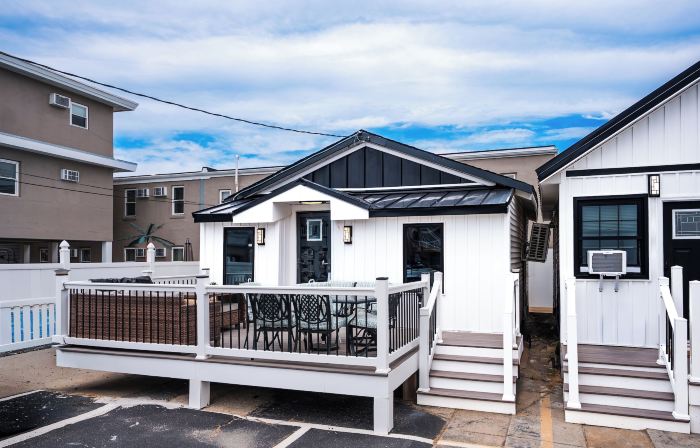 Coastal Sands Inn
