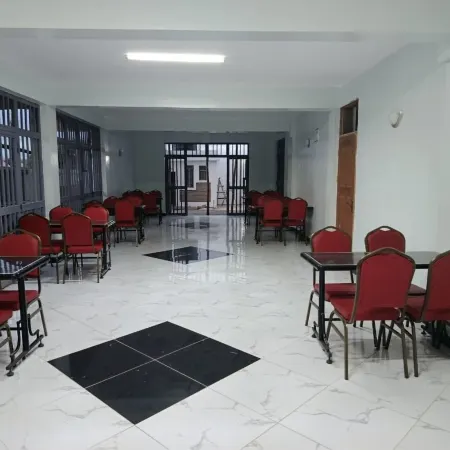 J & J Olosho Hotel