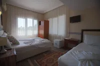 Tunc Hotel - Barer