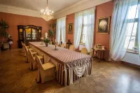 Pakruojis Manor's Palace Boutique Hotel - Wifi