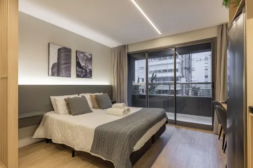 StayHome Oscar Itaim - Premium Balcony - 3-Star