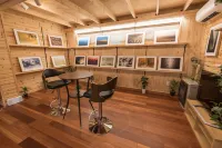 Phottage Inn Biei - parkir