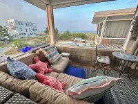 3 Bedroom/Dog friendly/direct ocean views! - 4성급