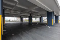Mr.KINJO in GRAND BLUE CHATAN - parking
