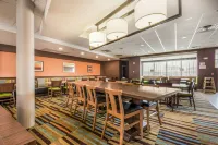 Fairfield Inn & Suites Chickasha - Bãi đậu xe