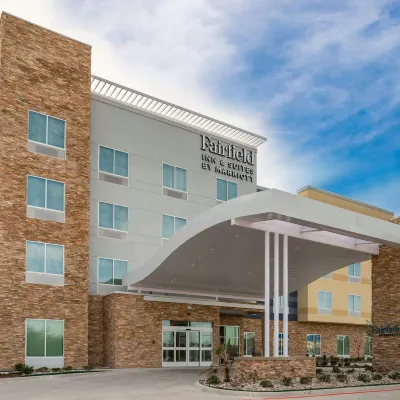 Fairfield Inn & Suites Fort Worth Southwest at Cityview Отели рядом с достопримечательностью «Хален Молл»