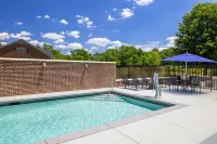 Fairfield by Marriott Inn & Suites Madison - Pool