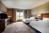 Hampton Inn Watertown - parking
