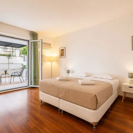 Adelos III Bloom Villa 5Br 360m - Sauna - Rooftop