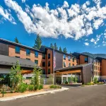 Hampton Inn and Suites by Hilton South Lake Tahoe - Parkplatz