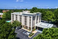 Hampton Inn Raleigh/Cary - parking