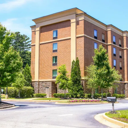 Hampton Inn & Suites Flowery Branch Lake Lanier