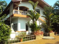 Angel Villa - Exotic Holidays in Private Villa Near Beach - parking