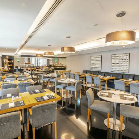 Hala Arjaan by Rotana