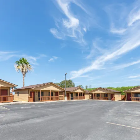 Best Western Regency Inn  Suites